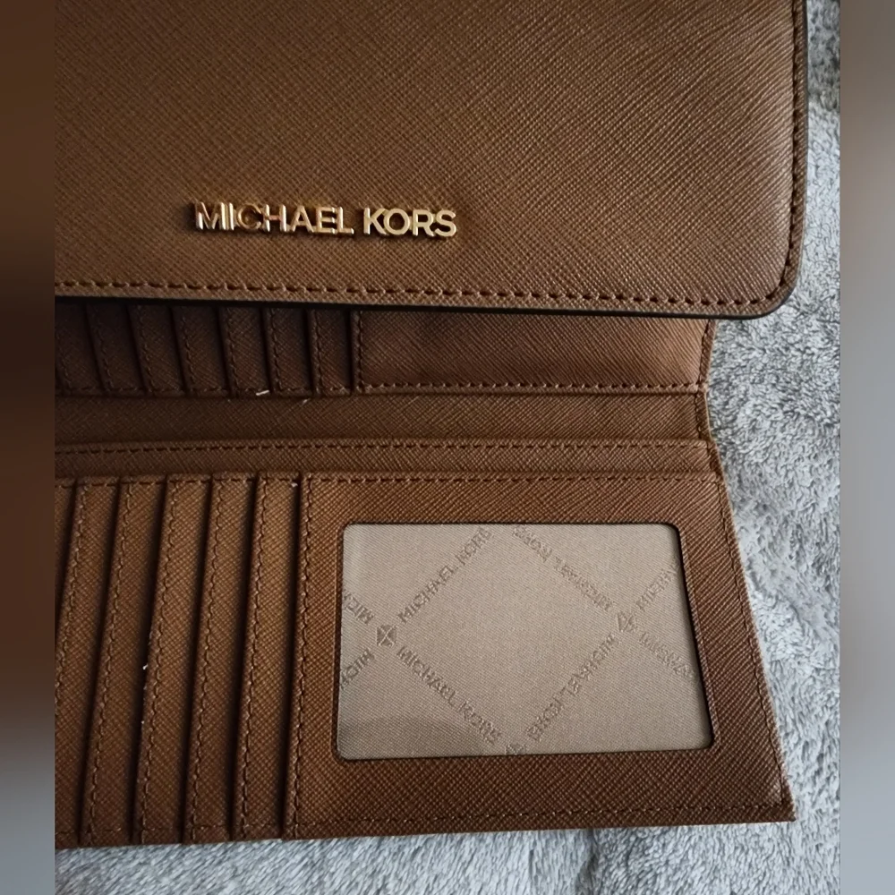 Michael Kors Tri- Fold Brown Wallet - Picture 8 of 11
